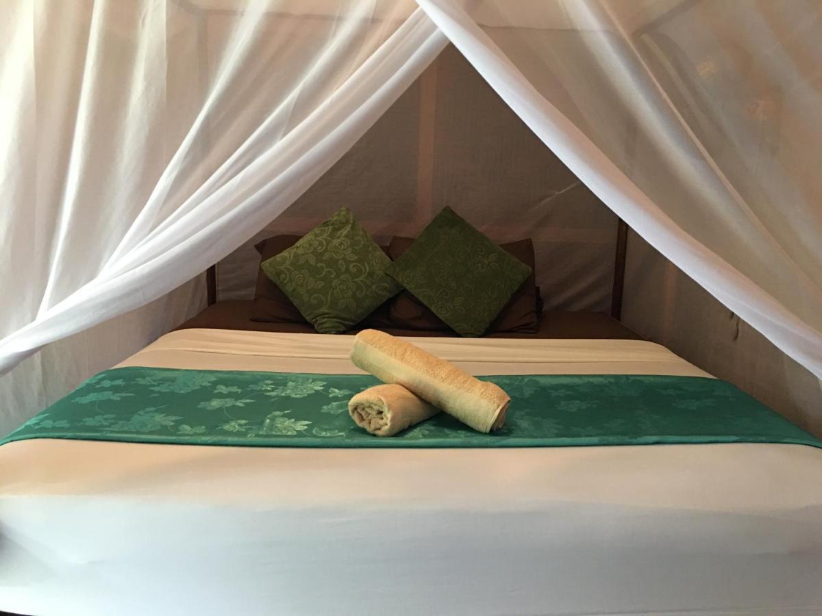 Starlight Beach Resort Phajam-sziget Kültér fotó