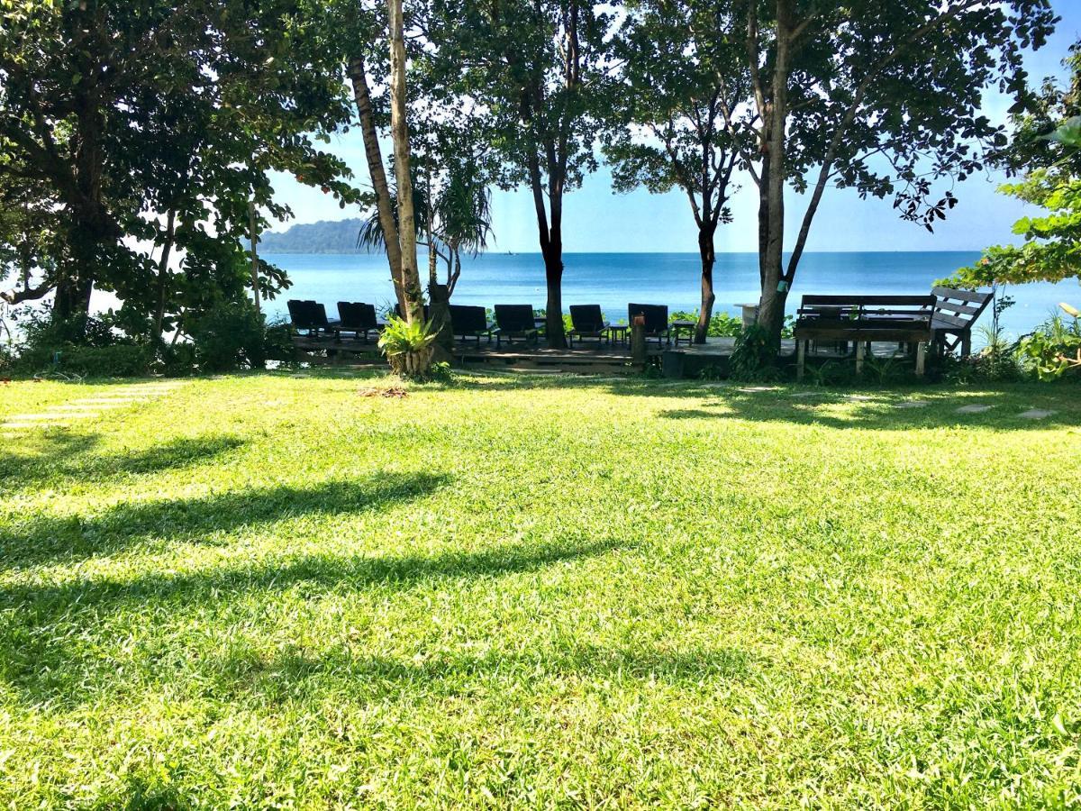 Starlight Beach Resort Phajam-sziget Kültér fotó