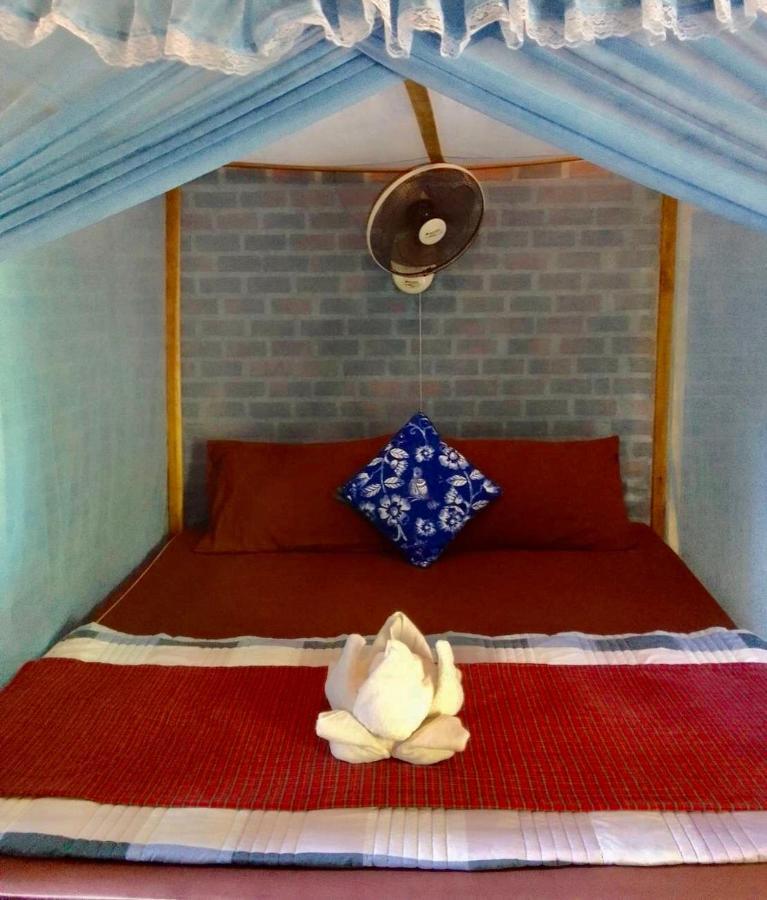 Starlight Beach Resort Phajam-sziget Kültér fotó